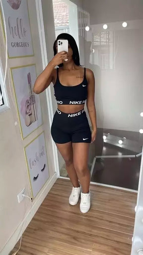 KIT PRO PRETO - TOP + SHORTS + LEGGING